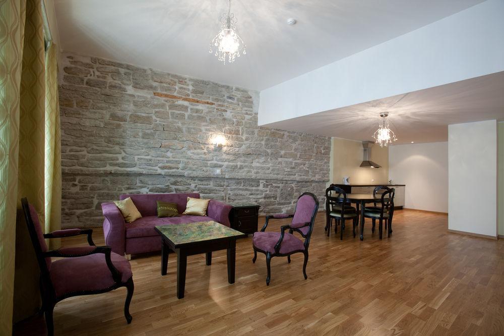 Cozy Apartment In Old Town Tallinn Exterior photo